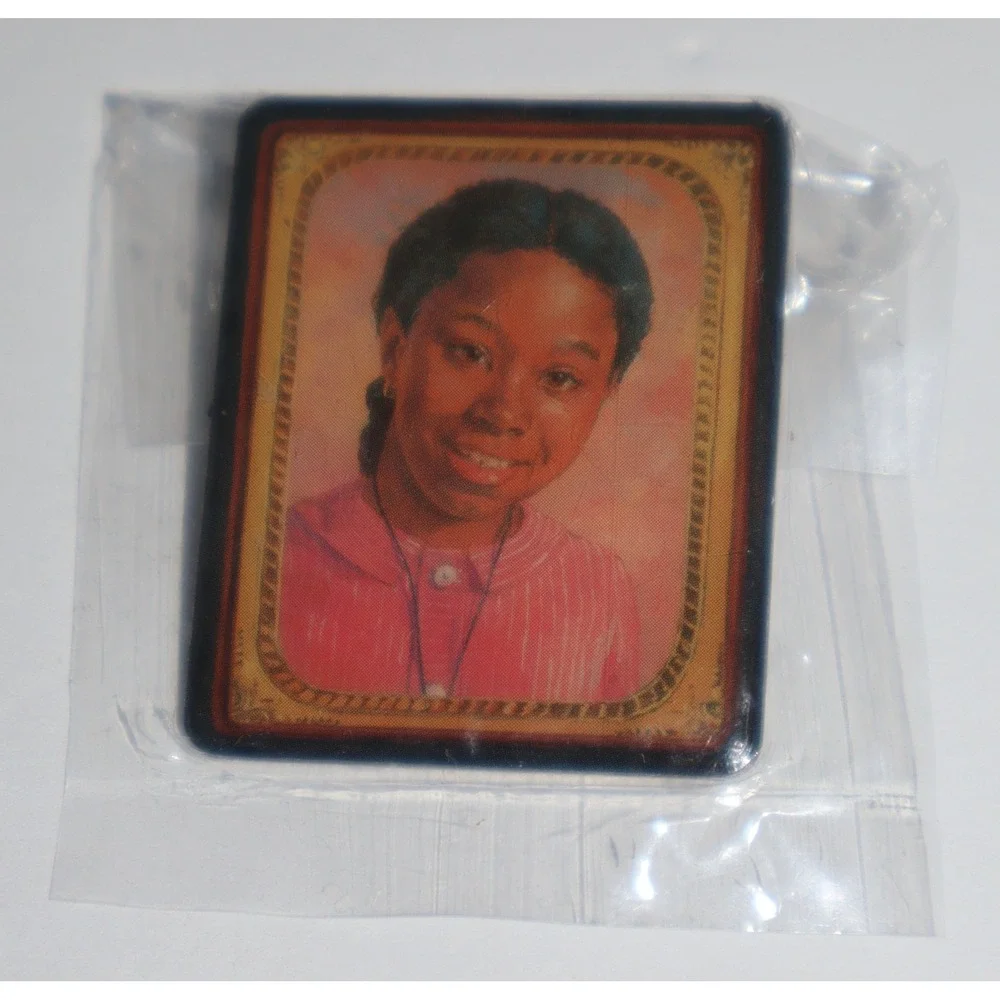 American Girl Hallmark 2003 Circle of Smiles 8 PC Pin Set NEW VINTAGE